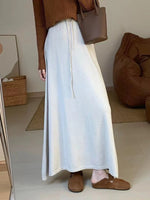 CREAMY WHITE