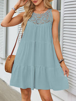 LIGHT GREEN