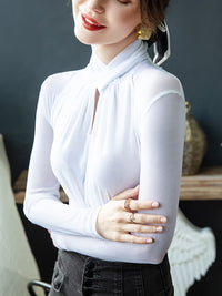 1710898