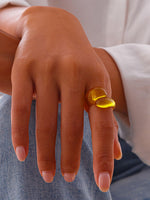 LIGHT YELLOW