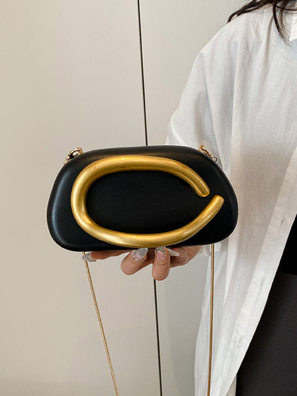 1660979