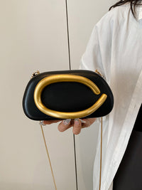 1660979