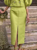 GREEN