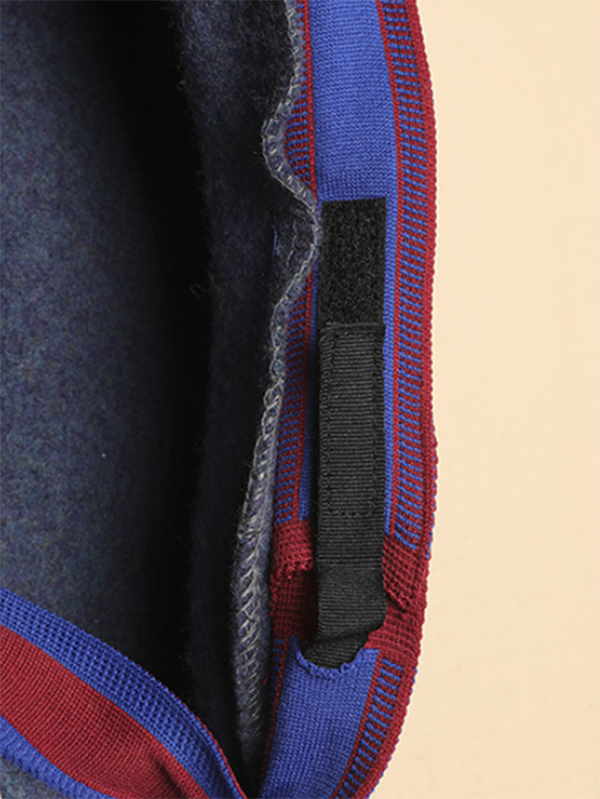 1043809