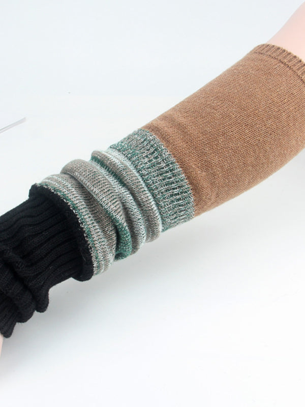 1079997