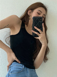 743732