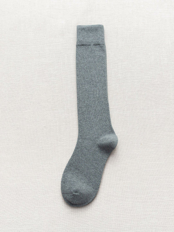 1067661