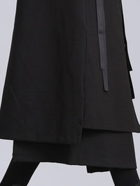 636741