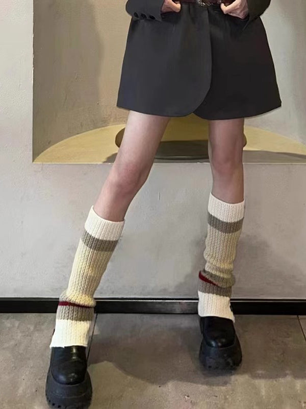1368588