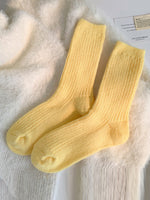 LIGHT YELLOW